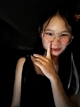 Snapshot of saronla_03 chatting on 22, 9, 2025 saronla 03 online show from 22, 9, 2025