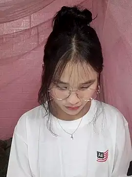 saronla 03 online show from 26, 2, 2026