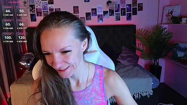 Jesica mooon online show from 17, 1, 2026