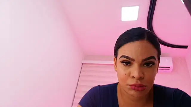 emma madi online show from 4, 11, 2025