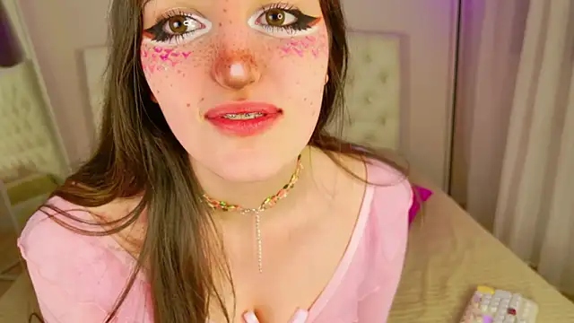 Snapshot of kamila_blush chatting on 1, 2, 2026 kamila blush online show from 1, 2, 2026