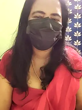 Snapshot of mallu-lover chatting on 2, 11, 2025 mallu-lover online show from 2, 11, 2025