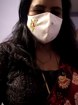 Snapshot of mallu-lover chatting on 20, 11, 2025 mallu-lover online show from 20, 11, 2025