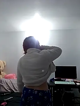 lunnaa  online show from 30, 11, 2025