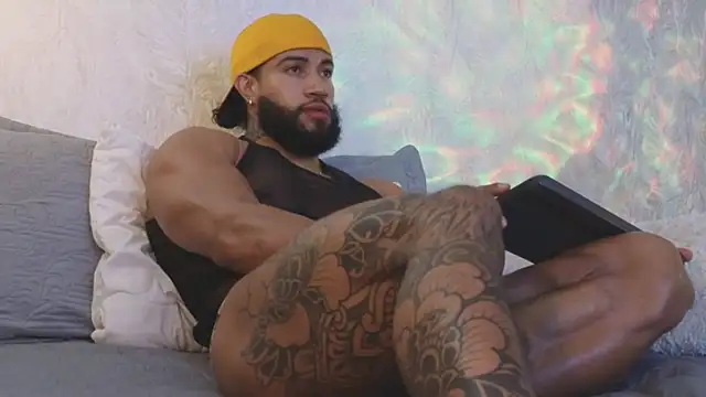 Snapshot of Osher_Cox chatting on 7, 4, 2026 Osher Cox online show from 7, 4, 2026