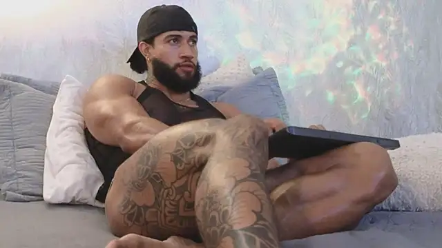 Snapshot of Osher_Cox chatting on 12, 4, 2026 Osher Cox online show from 12, 4, 2026