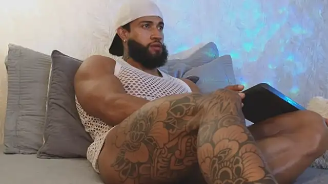 Snapshot of Osher_Cox chatting on 23, 4, 2026 Osher Cox online show from 23, 4, 2026