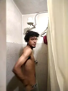 Thebigbreastedgamer online show from 4, 4, 2026