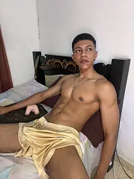Snapshot of RickyEbony chatting on 2, 4, 2026 RickyEbony online show from 2, 4, 2026