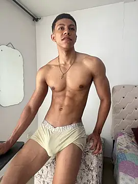 Snapshot of RickyEbony chatting on 28, 6, 2026 RickyEbony online show from 28, 6, 2026