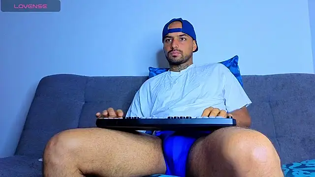 Snapshot of tomas_smith1 chatting on 24, 4, 2026 tomas smith1 online show from 24, 4, 2026