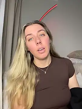 louiseberkeley online show from 2, 6, 2026