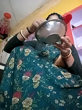 Snapshot of Sonam_pandeyji chatting on 16, 12, 2025 Sonam pandeyji online show from 16, 12, 2025