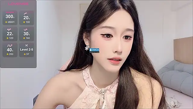 Snapshot of R_R6 chatting on 29, 9, 2025 R R6 online show from 29, 9, 2025