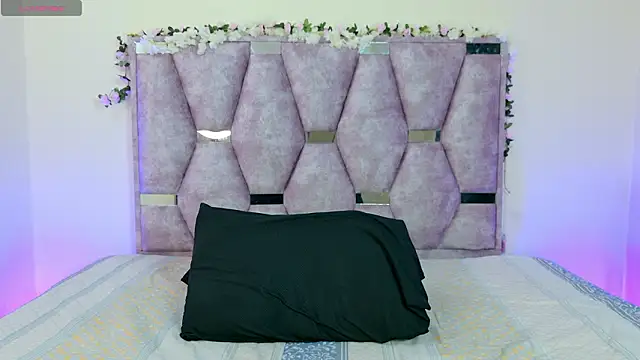 lana and liam  online show from 11, 2, 2026