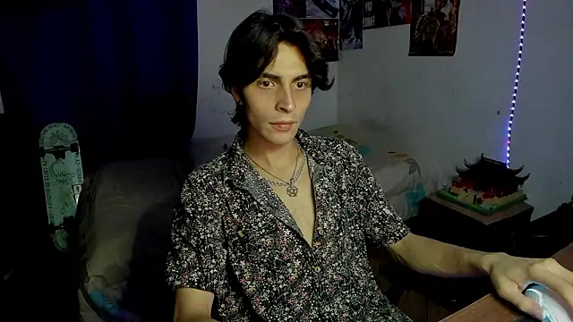 Snapshot of golden_ryyan chatting on 16, 3, 2026 golden ryyan online show from 16, 3, 2026