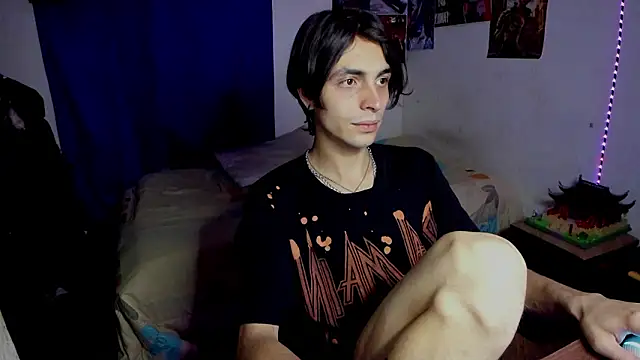 Snapshot of golden_ryyan chatting on 18, 3, 2026 golden ryyan online show from 18, 3, 2026