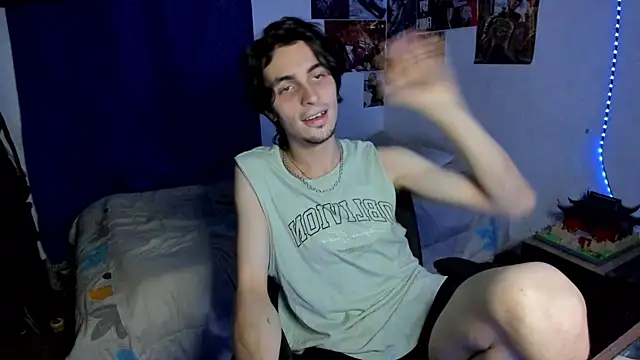 Snapshot of golden_ryyan chatting on 9, 4, 2026 golden ryyan online show from 9, 4, 2026