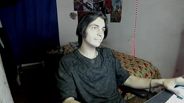 Snapshot of golden_ryyan chatting on 16, 6, 2026 golden ryyan online show from 16, 6, 2026