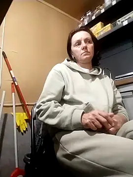 KimmyAghora online show from 19, 9, 2025