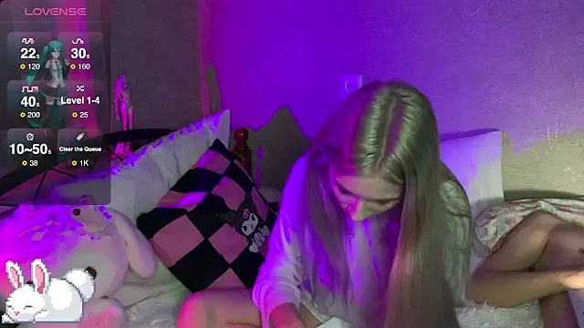 Snapshot of Elaincutee chatting on 19, 9, 2025 Elaincutee online show from 19, 9, 2025