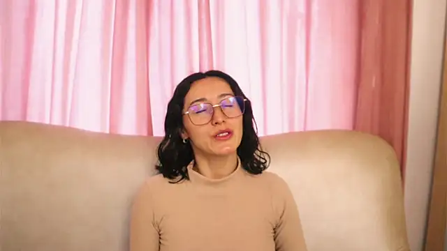 Snapshot of Ginevra_esposito chatting on 22, 5, 2026 Ginevra esposito online show from 22, 5, 2026