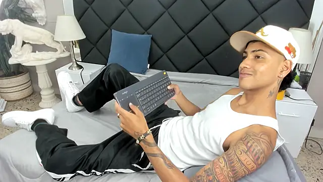 Denis Carpenter online show from 29, 11, 2025