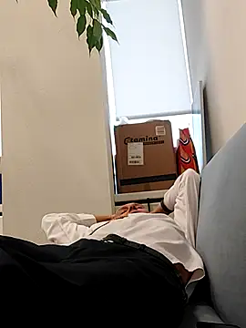 Emily de Carla online show from 25, 9, 2025