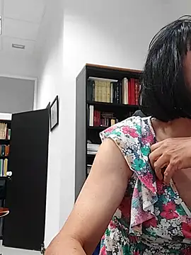 Emily de Carla online show from 19, 11, 2025