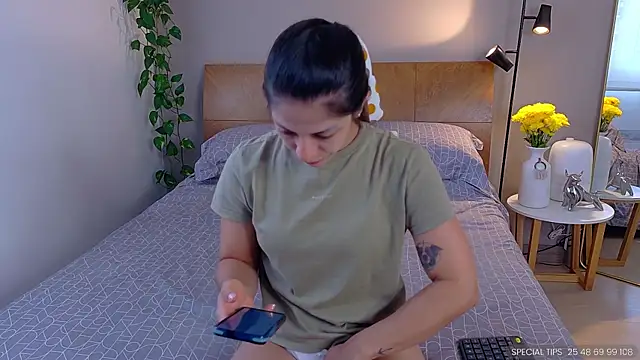 sarah rayy online show from 25, 9, 2025