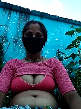 Hot-ilaiy online show from 4, 10, 2025