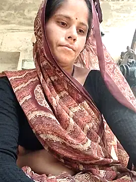 Hot-ilaiy online show from 14, 10, 2025