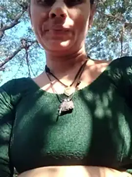 Hot-ilaiy online show from 17, 12, 2025