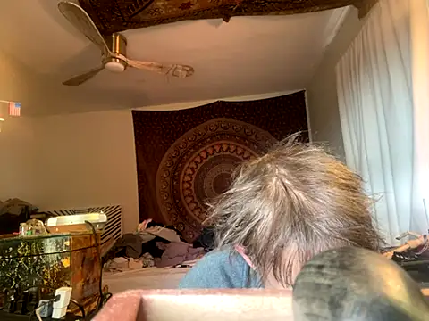 XanderOzzz online show from 8, 11, 2025