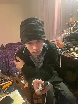 XanderOzzz online show from 5, 12, 2025