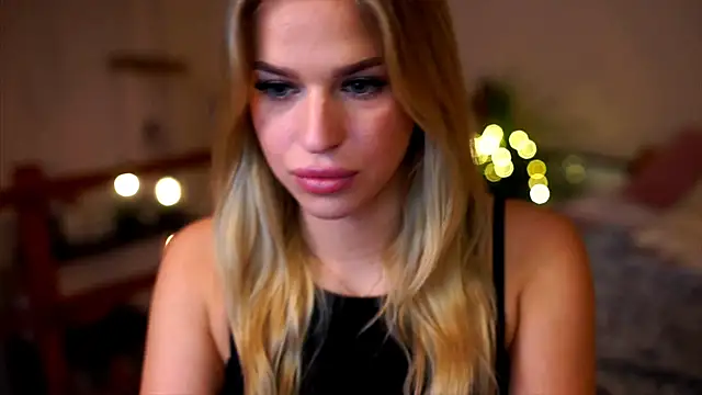 Emilyvanroessel online show from 26, 9, 2025