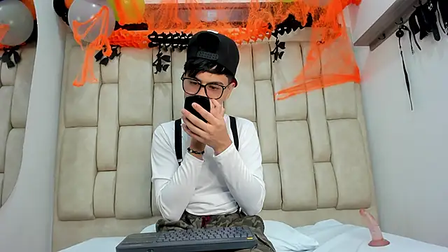 Felipe Cold online show from 25, 10, 2025