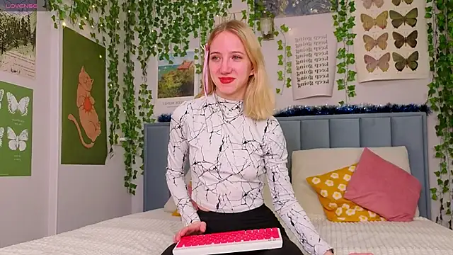 EmmaNovak online show from 16, 1, 2026