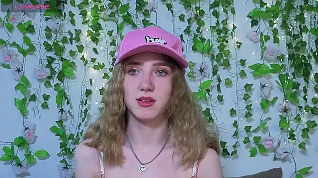 EmmaNovak online show from 9, 5, 2026