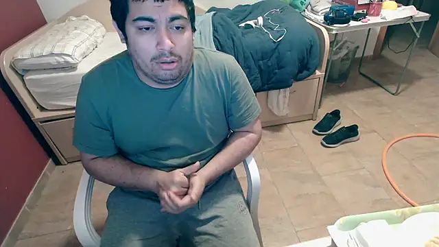 Snapshot of Martigato3 chatting on 13, 4, 2026 Martigato3 online show from 13, 4, 2026