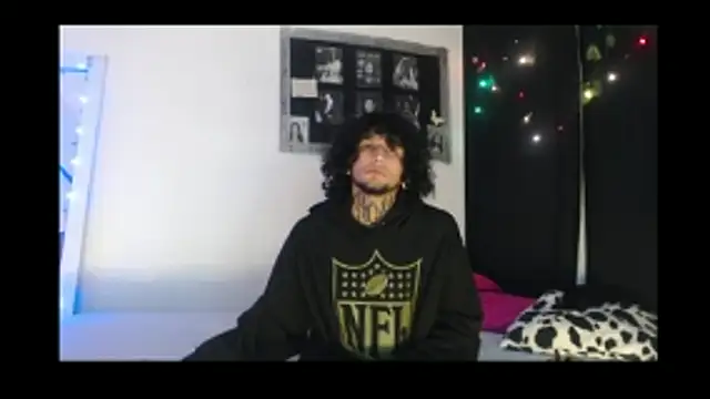 Snapshot of jayusak chatting on 8, 11, 2025 jayusak online show from 8, 11, 2025