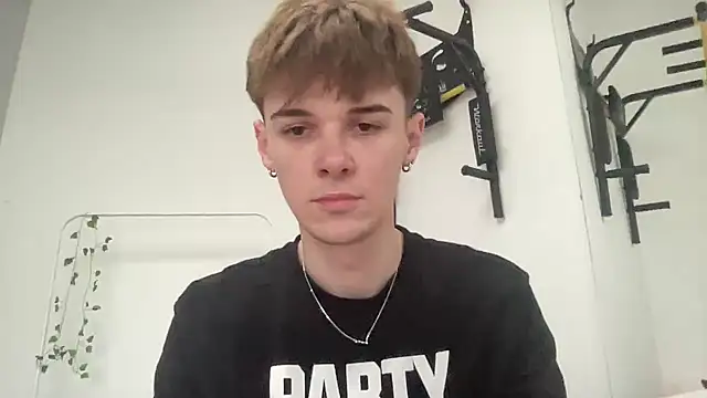 Milk Guy online show from 15, 12, 2025