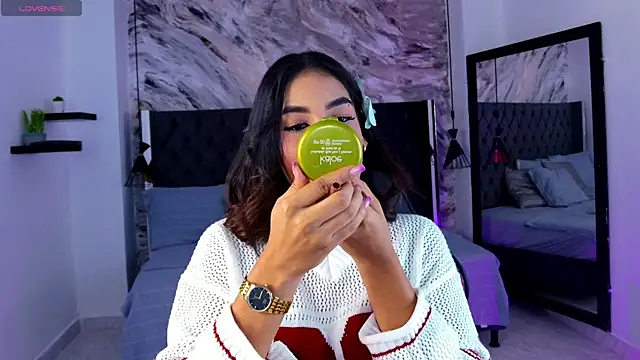 Snapshot of kitty_collins_ chatting on 13, 4, 2026 kitty collins online show from 13, 4, 2026