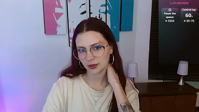 AlanaGarcia19 online show from 12, 9, 2025