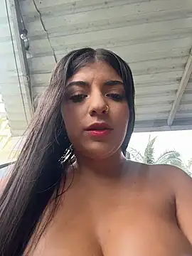 Isaa-Sweet online show from 22, 3, 2026