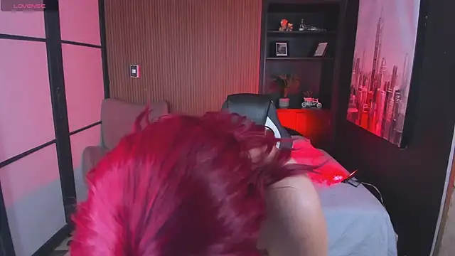 ThaliaBrooks  online show from 15, 12, 2025