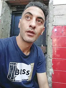 Snapshot of Mahdidido45 chatting on 18, 7, 2026 Mahdidido45 online show from 18, 7, 2026