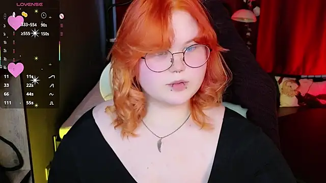 Snapshot of fillisfox_ chatting on 12, 4, 2026 fillisfox online show from 12, 4, 2026