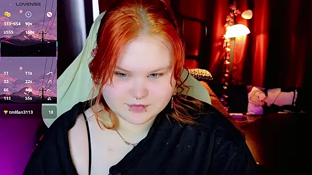 Snapshot of fillisfox_ chatting on 21, 4, 2026 fillisfox online show from 21, 4, 2026