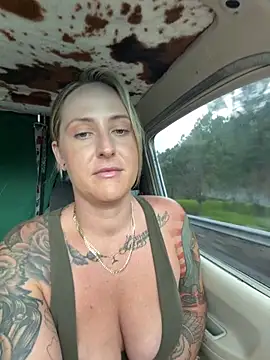 OdetteDelane online show from 27, 11, 2025